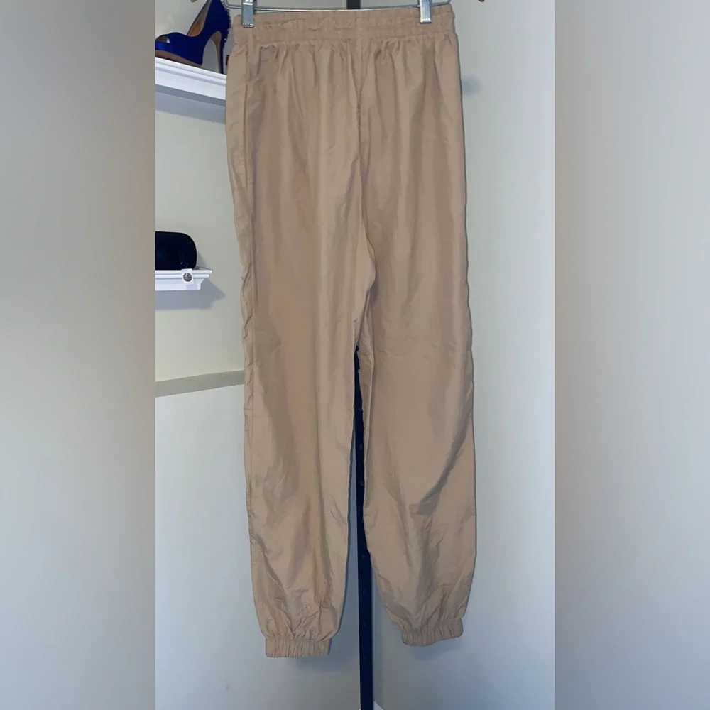 Topshop Curve balloon parachute linen trouser in sage - Picture 7 of 9